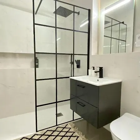 -1-zentral-traumwohnung-rhein *